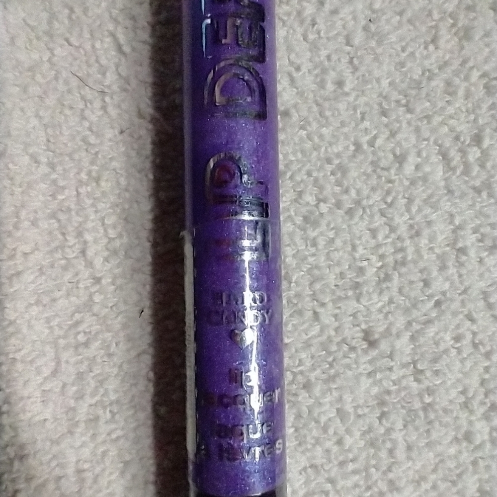 Hard candy lip def 593 midnight stroll